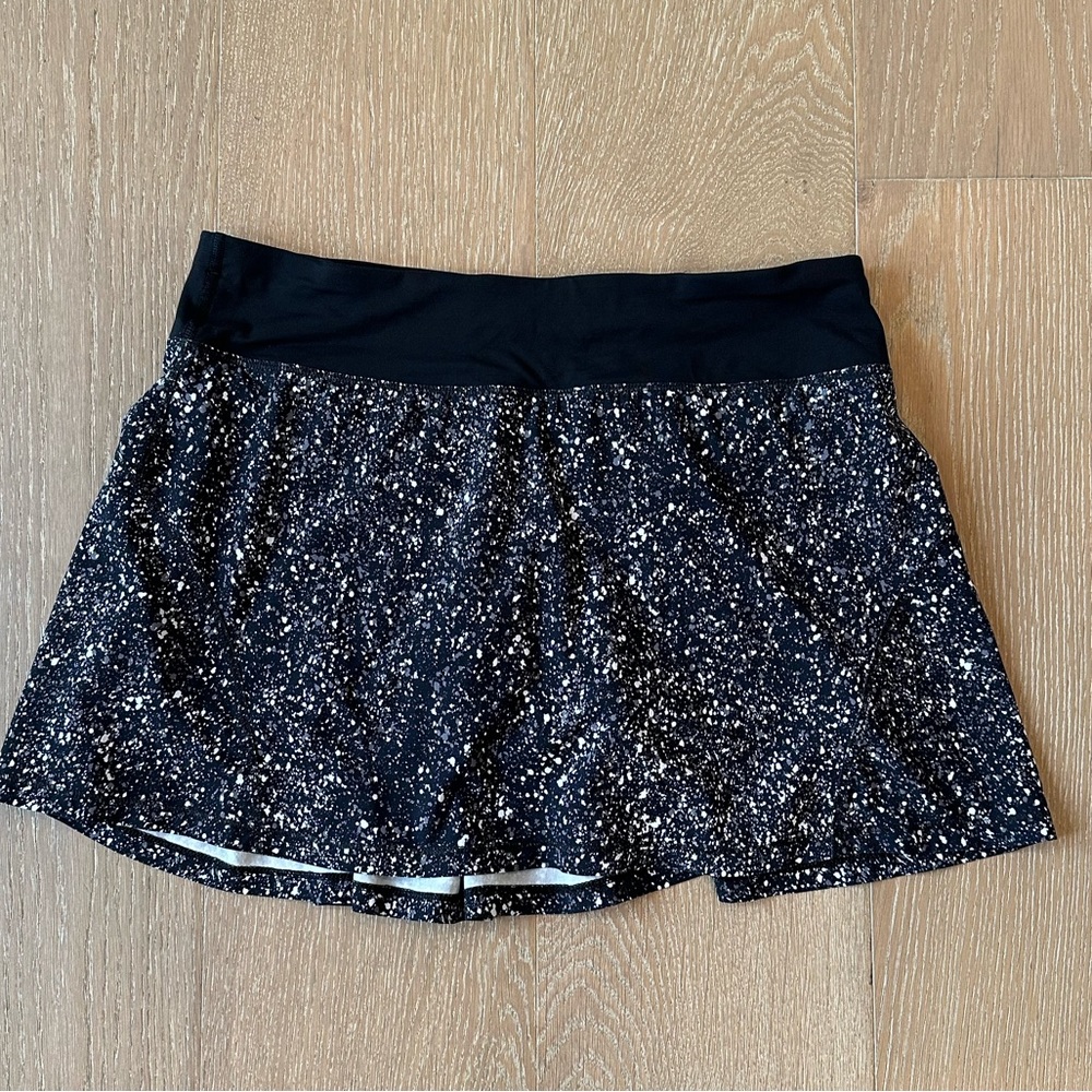 Lululemon Circuit Breaker Tennis Skirt Skort Pleat Black Size 8 Discontinued